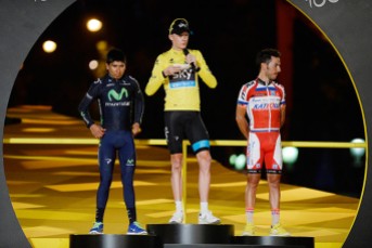 Het eindpodium werd bezet door drie nationaliteiten. Froome won de Tour de France 2013. De Colombiaan Quintana werd tweede op 4'20'' en Rodriguez eindigde als derde op 5 minuten. De Spanjaard kon zijn landgenoot en schaduwfavoriet Contador nog van het eindpodium stoten. (c) Demorgen.be
